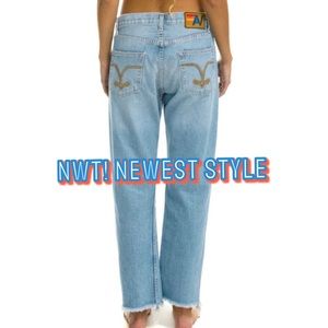 Aviation Nation- Mid rise surfer jeans NWT